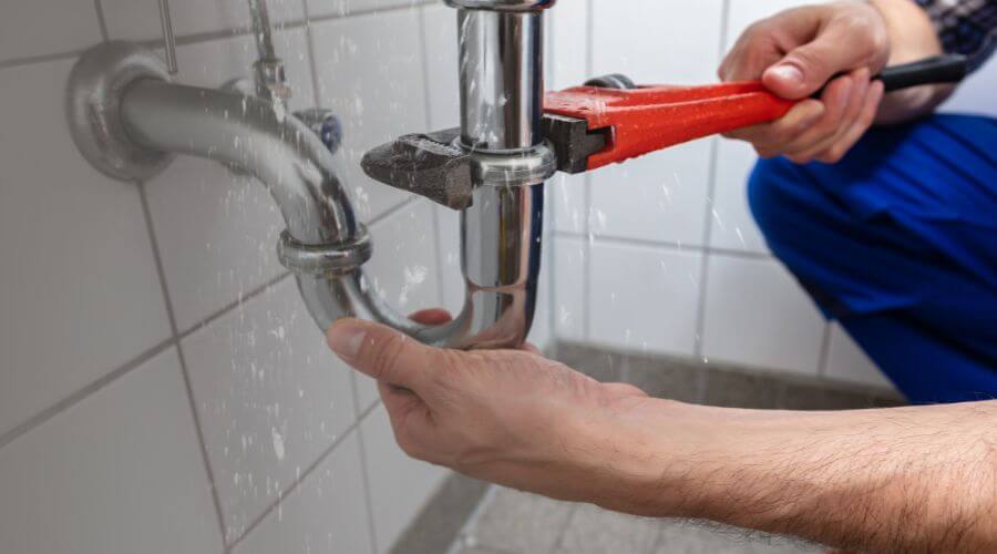 Expert burst pipe repair services in Osceola, WI